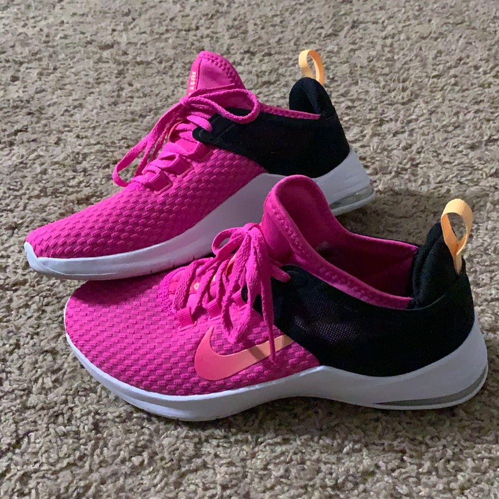 Nike Air Max Bella TR 2 Women's Training Shoe